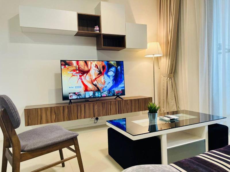 Arcoris Mont Kiara 1 - 5 pax — отель с удобствами в Куала-Лумпуре