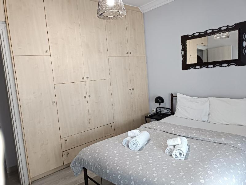 Home in the heart of city 2 — забронировать отель в Афины