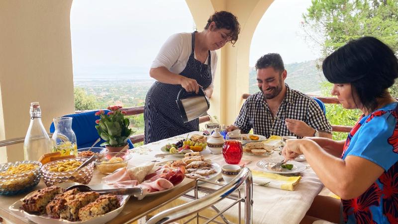 Villa Rosati a Capoterra - Elegante B&B con Ristorante