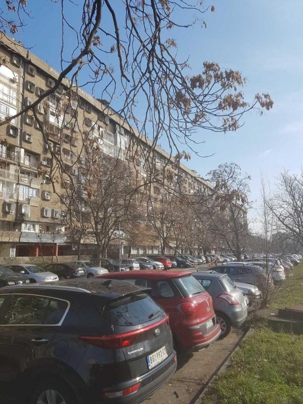 Newly equipped Arena apartment — отель в Белграде, Сербия