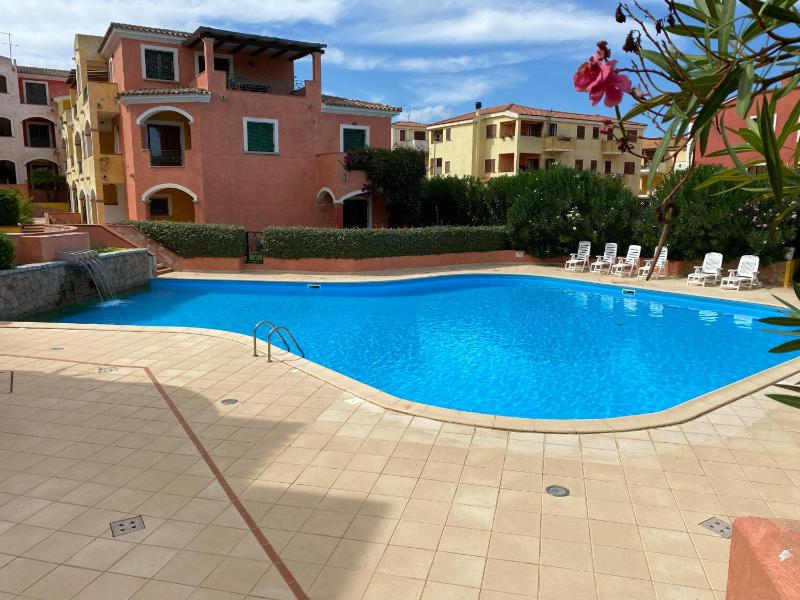 Casa Ginevra a Santa Teresa: Lussuoso apt con piscina