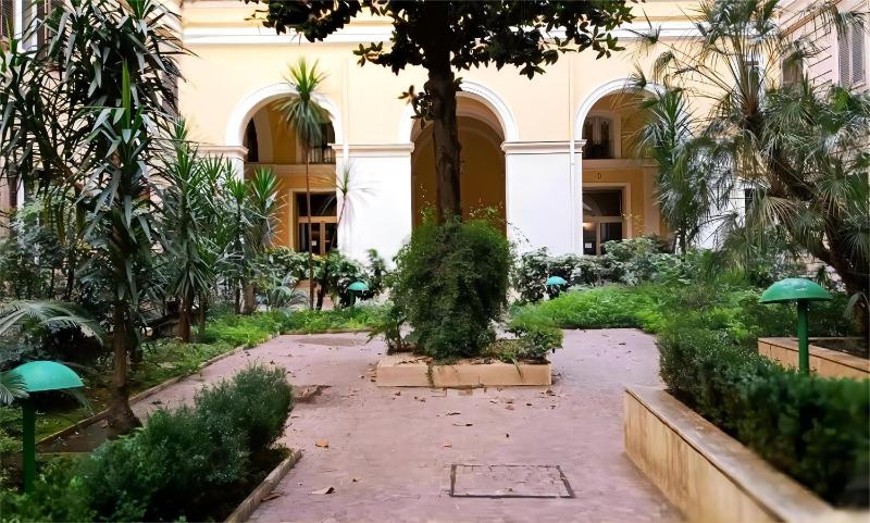 LEGIO DECIMA APARTMENT — отзывы гостей и цены