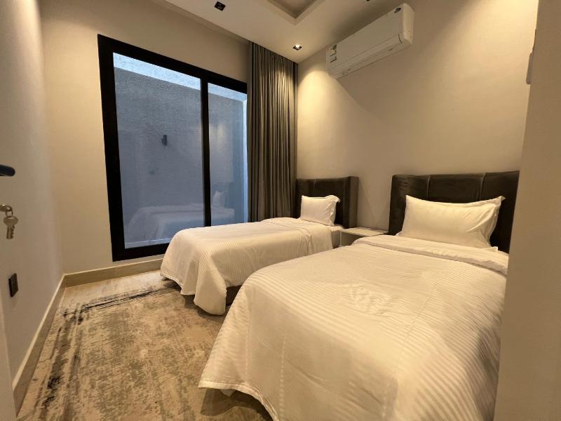 Luxury Apt near BLVD w maid room — комфортный отель в Рияде