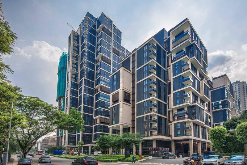 Arcoris Mont Kiara-2-6px-Netflix-Balcony-OSIM-Xbox-Super Fast Internet — отель в Куала-Лумпуре, Малайзия