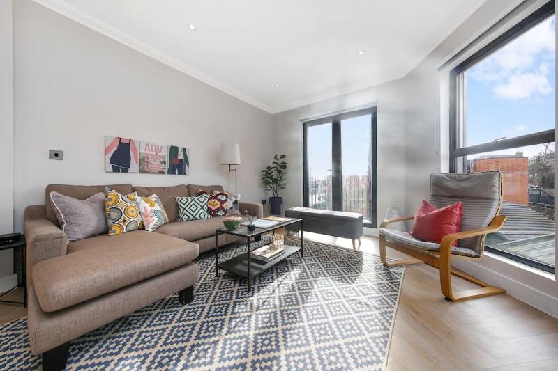 Amazing 2bed flat 10min to Wimbledon tennis courts — отзывы гостей и цены