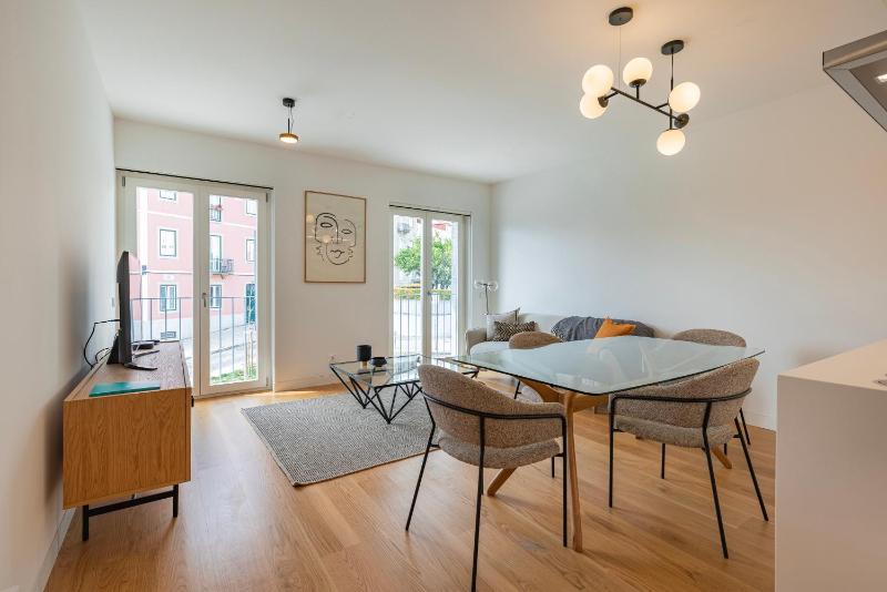 Unique Belem 1BDR Apartment by LovelyStay — отель с удобным расположением в Лиссабоне