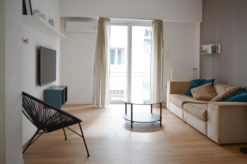Цены на Your Dream Apartment in the Heart of Athens в Афины