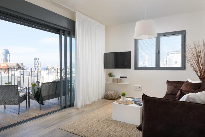 Spacious design Apart Best location TEL AVIV — комфортный отель в Тель-Авиве