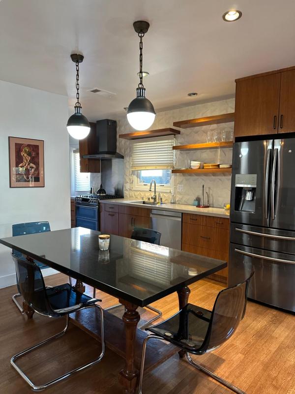 Цены на Venice Beach Bungalow в Лос-Анджелесе