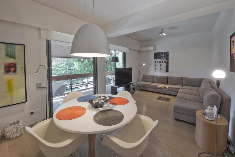 Sea Breeze Apartment — отель в Афины, Греция
