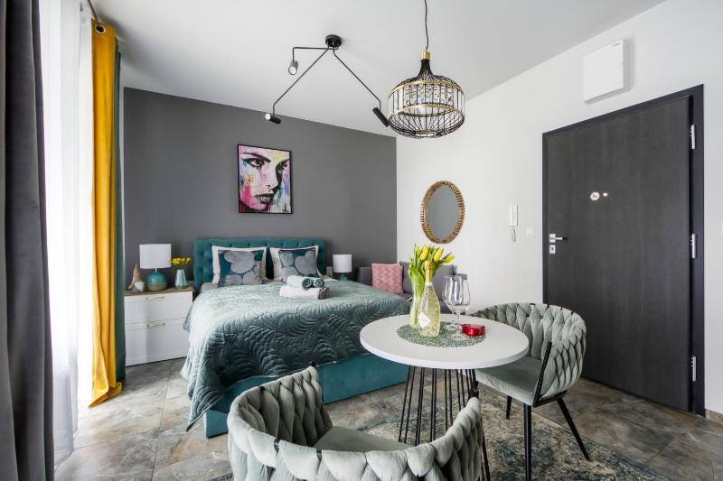 Mini Apartamenty Deluxe Metro Park Krzemieniecka — комфортный отель в Варшаве