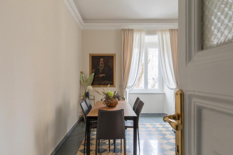 IFlat Vatican Elegant Apartment — забронировать отель в Риме