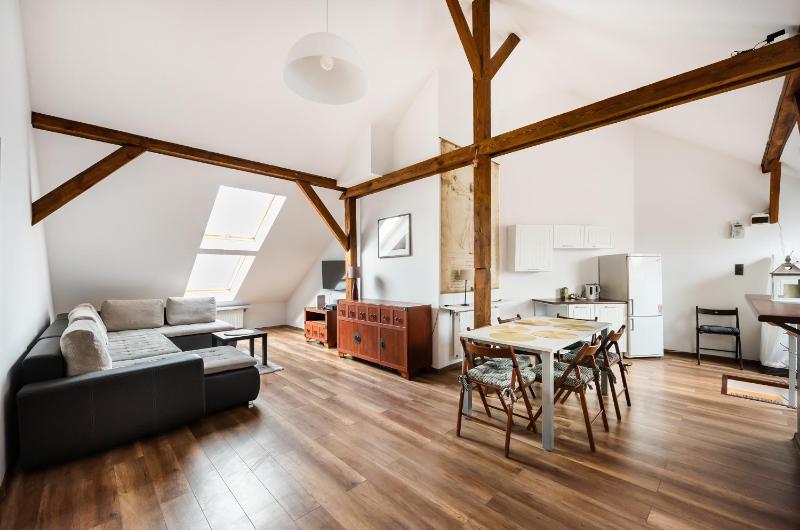 Plac Narutowicza Two-Level Apartment — отель с удобным расположением в Варшаве