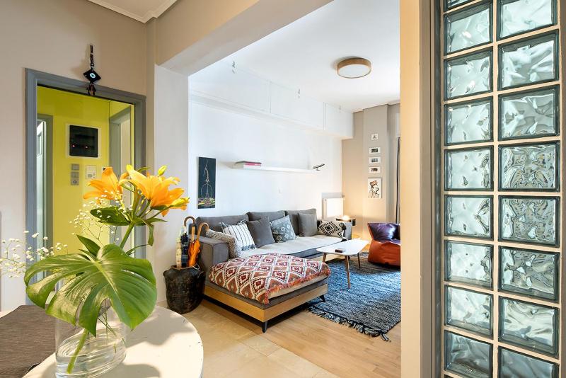 Olympic Mets Apartment — забронировать отель в Афины