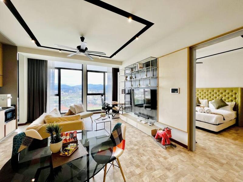 Expressionz Suite 2Bed lakeview #Skypool #SmartTV#KL Centre — отель с удобным расположением в Куала-Лумпуре