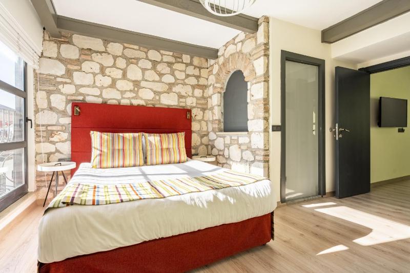 Delightful Flat near Hadrians Gate — комфортный отель в Анталье