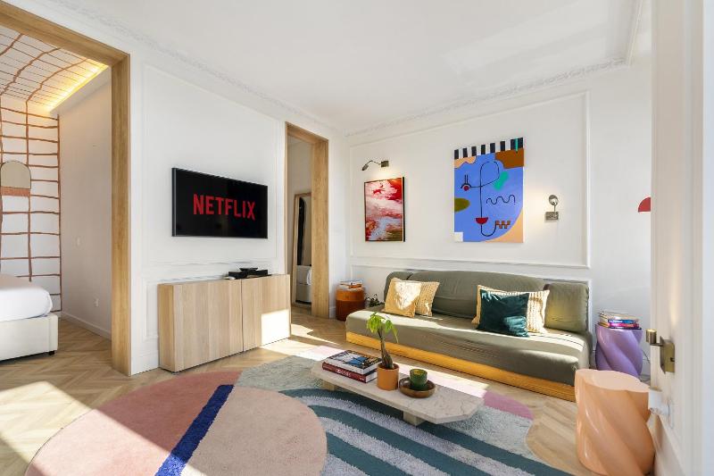 WHome Historic Centre Modern Masterpiece w River views — отзывы гостей и цены