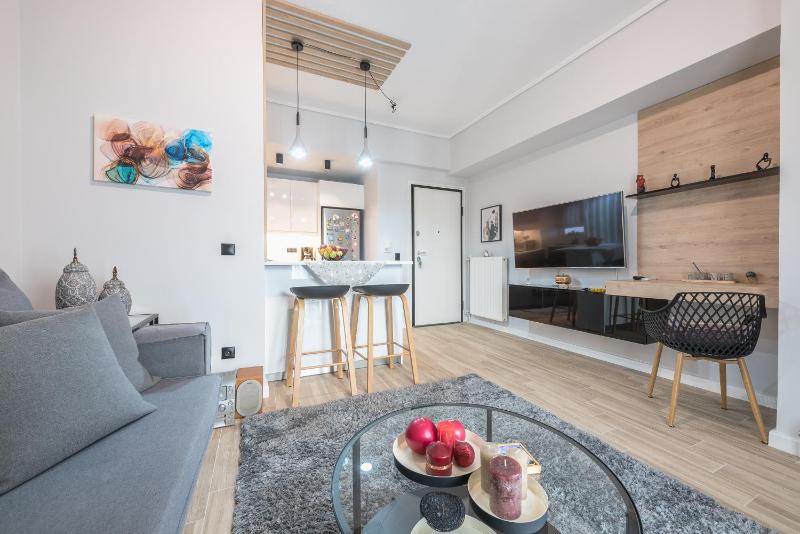 Comfy and modern apartment — отель в Афины, Греция