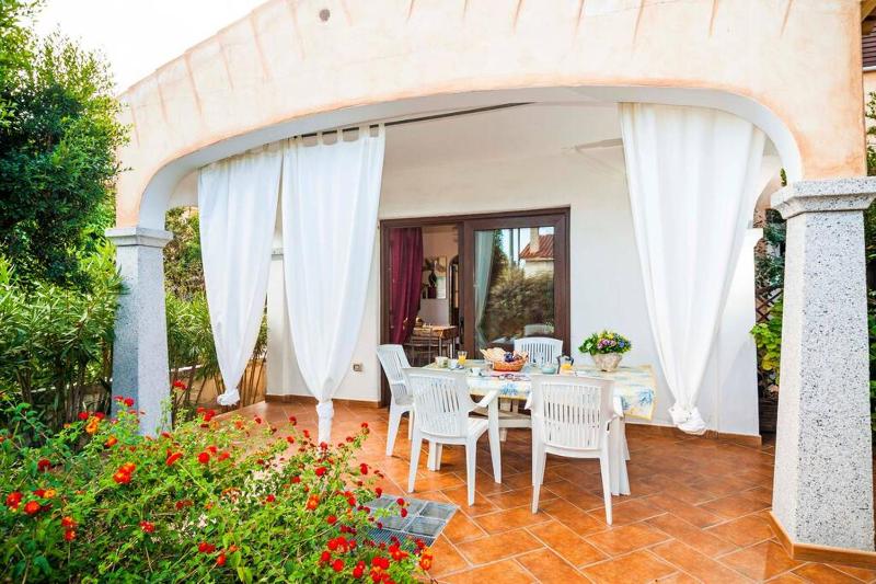 Lu Soli a Budoni - Tranquilla casa con giardino
