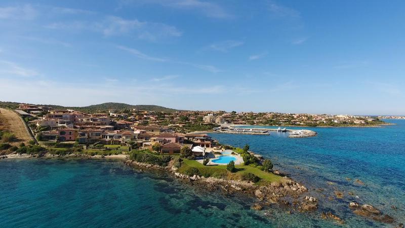 Elegante appartamento con piscina a Golfo Aranci