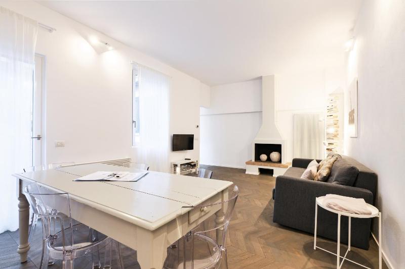 PRESTIGE BOUTIQUE HOMES - il Nido dei Navigli — отель в Милане, Италия