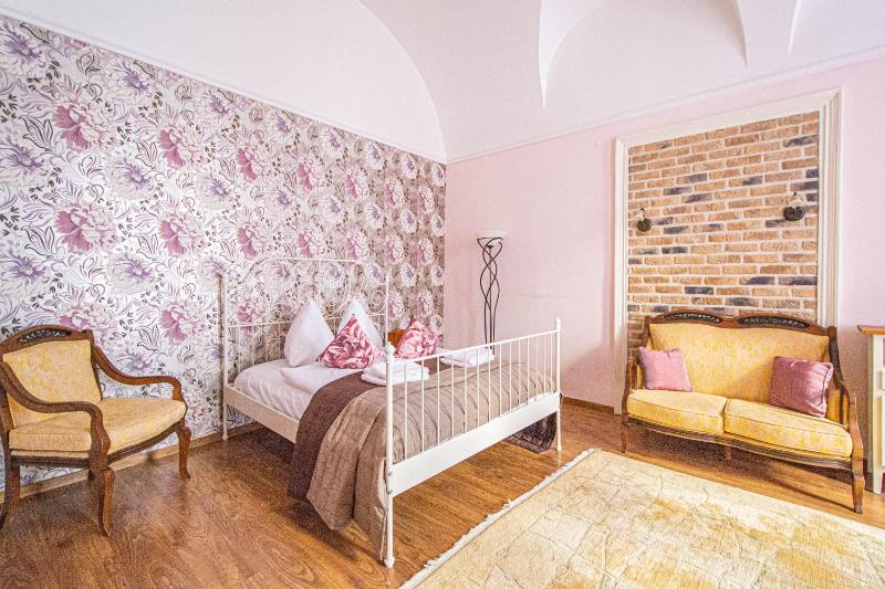 Astronomical Clock Suite by Ruterra — отзывы гостей и цены