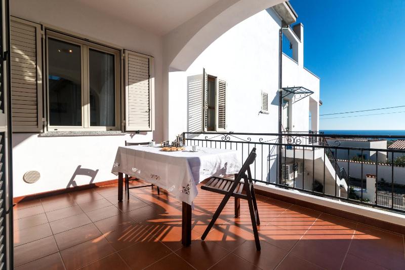 Pearl Suite a Cala Gonone - Elegante appartamento sul mare