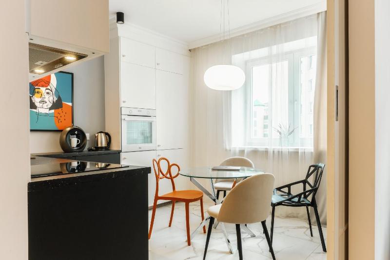 Apartament Nowolipki z sypialnia — отель с удобным расположением в Варшаве