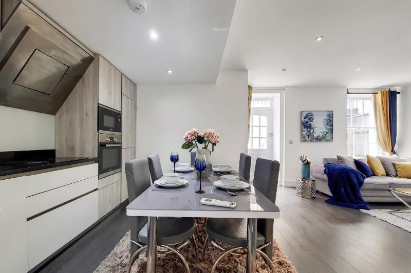 Цены на ZThe Gloucester Residences в Лондоне