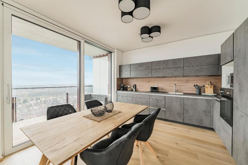 Diamondview LUXURY Apartments Vienna — отель с удобным расположением в вене