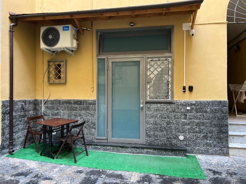 Casa Fiore — комфортный отель в Неаполе