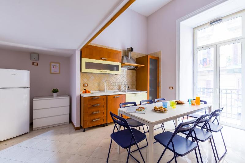 Цены на San Ferdinando Family Apartment by Wonderful Italy в Неаполе