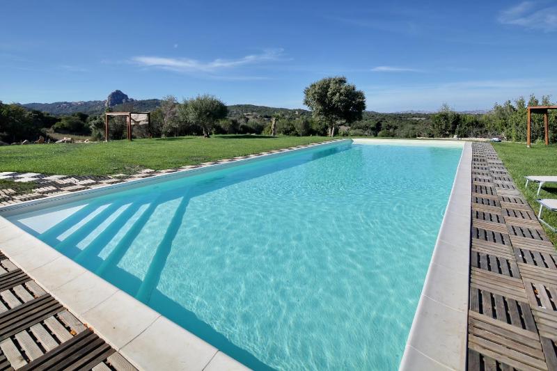 Sardinia Green Park a Olbia - Lussuoso lodge con piscina