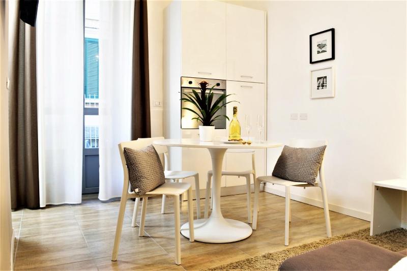 Easylife - Caloroso bilocale con spazio esterno in zona NoLo — отзывы гостей и цены