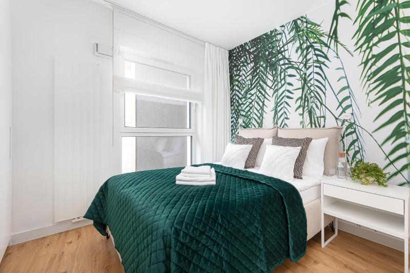 ECRU Luxurious Apartment in Port Praski with Balcony WWA35 — отзывы гостей и цены