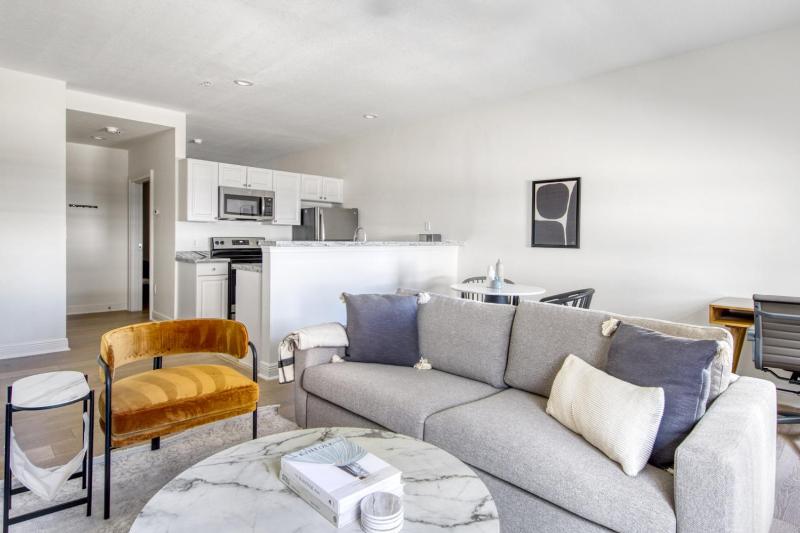 Downtown 1 BR w wd near Park MIA-28 — отель с удобствами в Майами