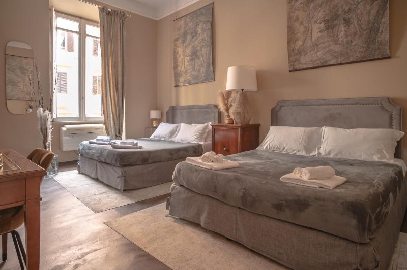 Цены на Mansio Gracchi Rooms - Rome City Center в Риме