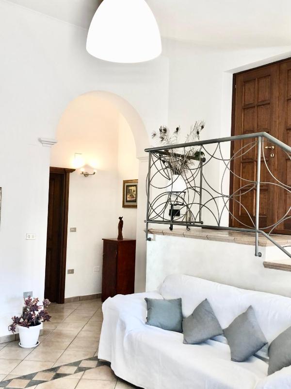 Sanseveria a Tortolì - Moderno Appartamento Spazioso