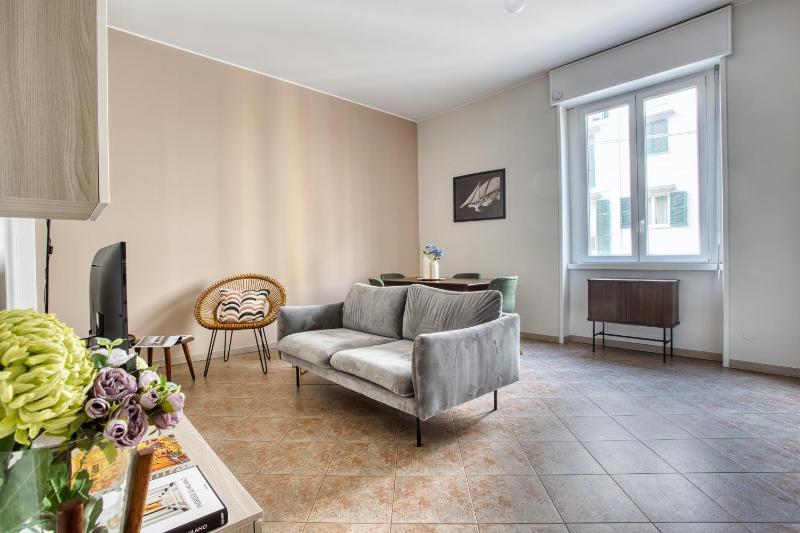 JOIVY Chic flat in the center — отель с удобствами в Милане