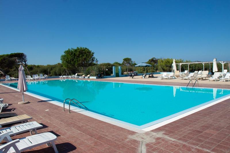 Camping S'Ena Arrubia ad Arborea - Villaggio sul mare