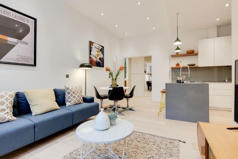 Цены на Number 9 Borough Apartments 2 Bed 1 Bath в Лондоне