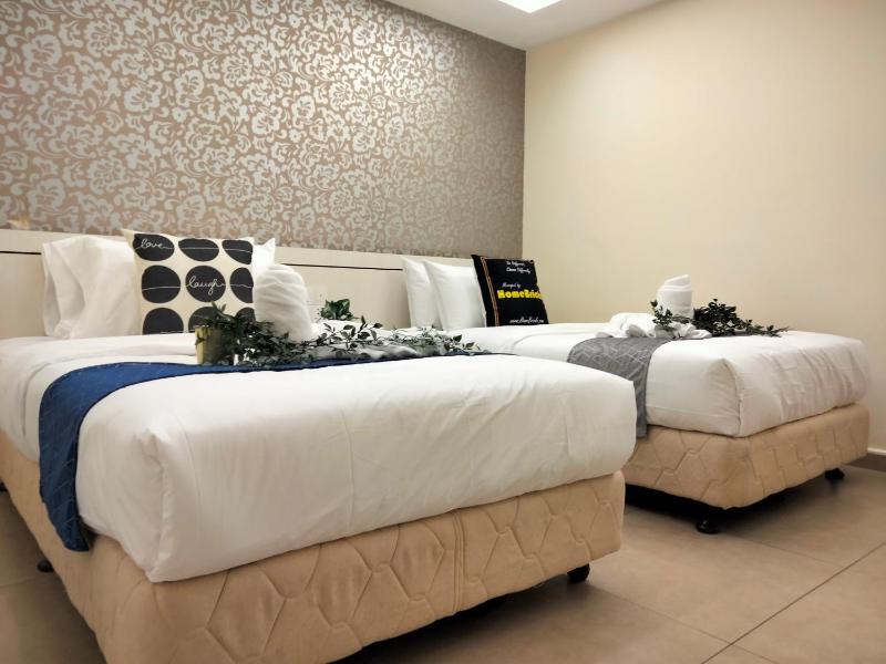 Цены на Bed & Pillow Sungei Wang, KL в Куала-Лумпуре