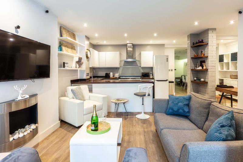 Kensington garden flat — забронировать отель в Лондоне