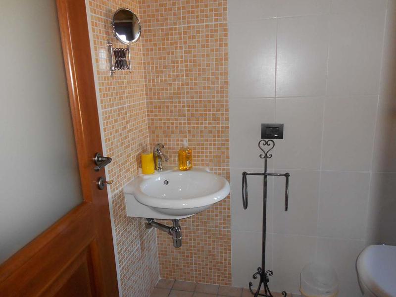 Mater Rooms a Nuragus - Confortevole Guest House