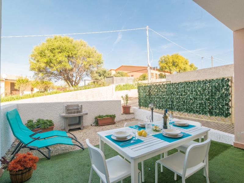 Apartment Emma a Badesi - Accogliente Alloggio con Terrazza