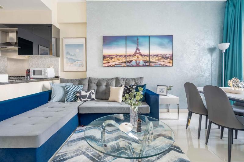 GuestReady - Downtown Burj Khalifa views — комфортный отель в Дубае