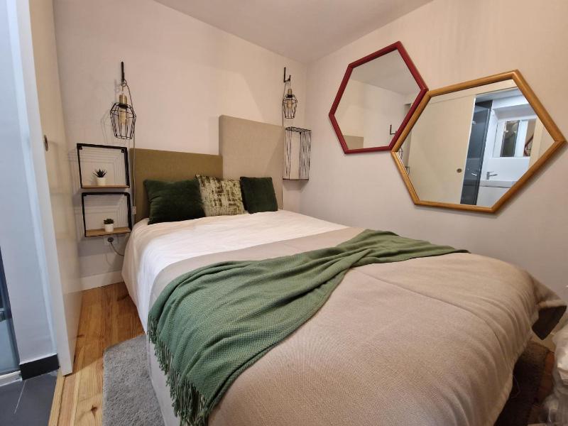 Apartamentos Alfama Fado — забронировать отель в Лиссабоне