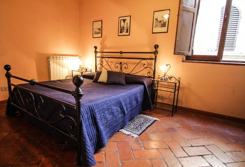 Home in florence - Typical Florentine - 5min walk Pitti e 10min Ponte Vecchio — отзывы гостей и цены
