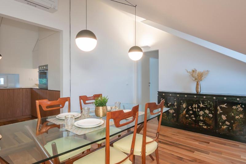 [Luxury apartment near Arco della Pace] Guerrazzi 9 — отель в Милане, Италия