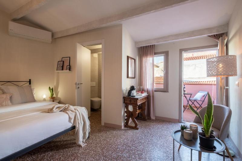 Dimora Sant'Ignazio a Bosa - Elegante Guest House